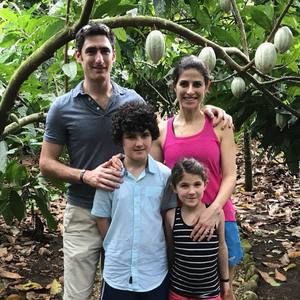 Meet your Posher, Elena